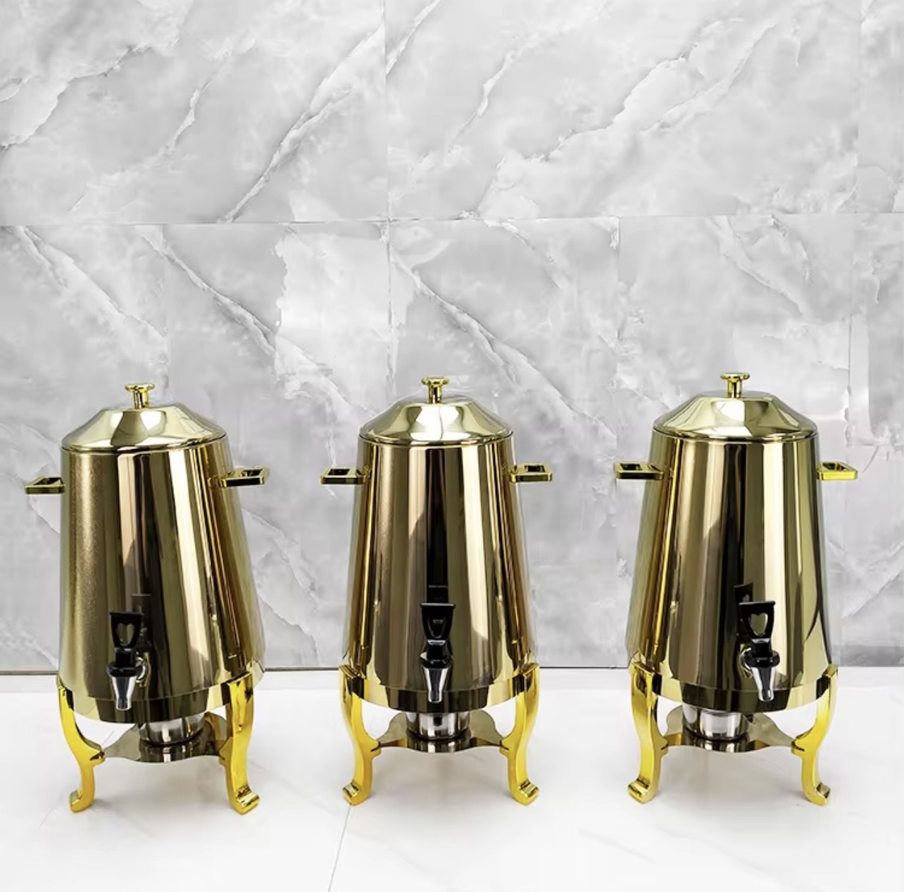 New stainless steel dispenser for hot beverages - Image 1